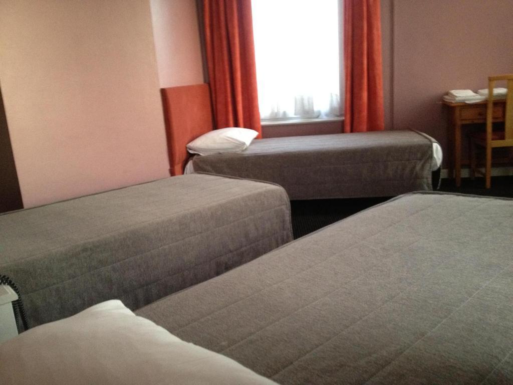 Hotel Stalingrad Brussel Kamer foto