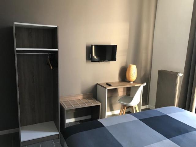 Hotel Stalingrad Brussel Buitenkant foto